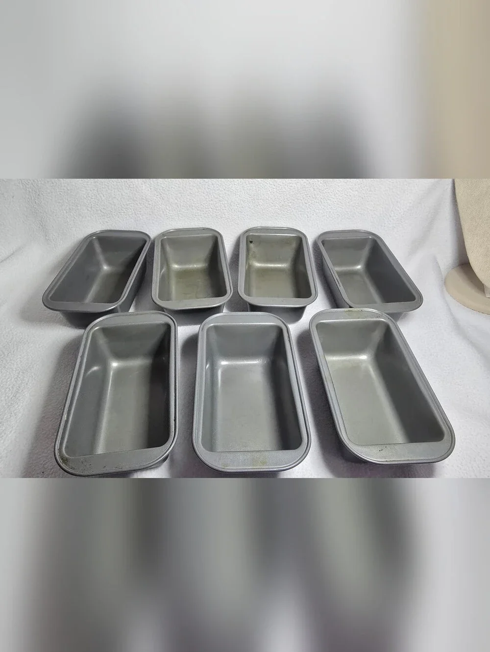 Non Stick Mini Loaf Pan Set (7-Pack)